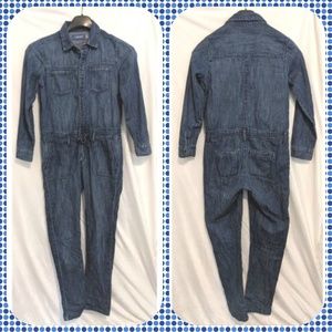 Old Navy Bottoms - 10/12 Denim jumpsuit / romper Old Navy Bottoms - 10/12 Denim jumpsuit / romper